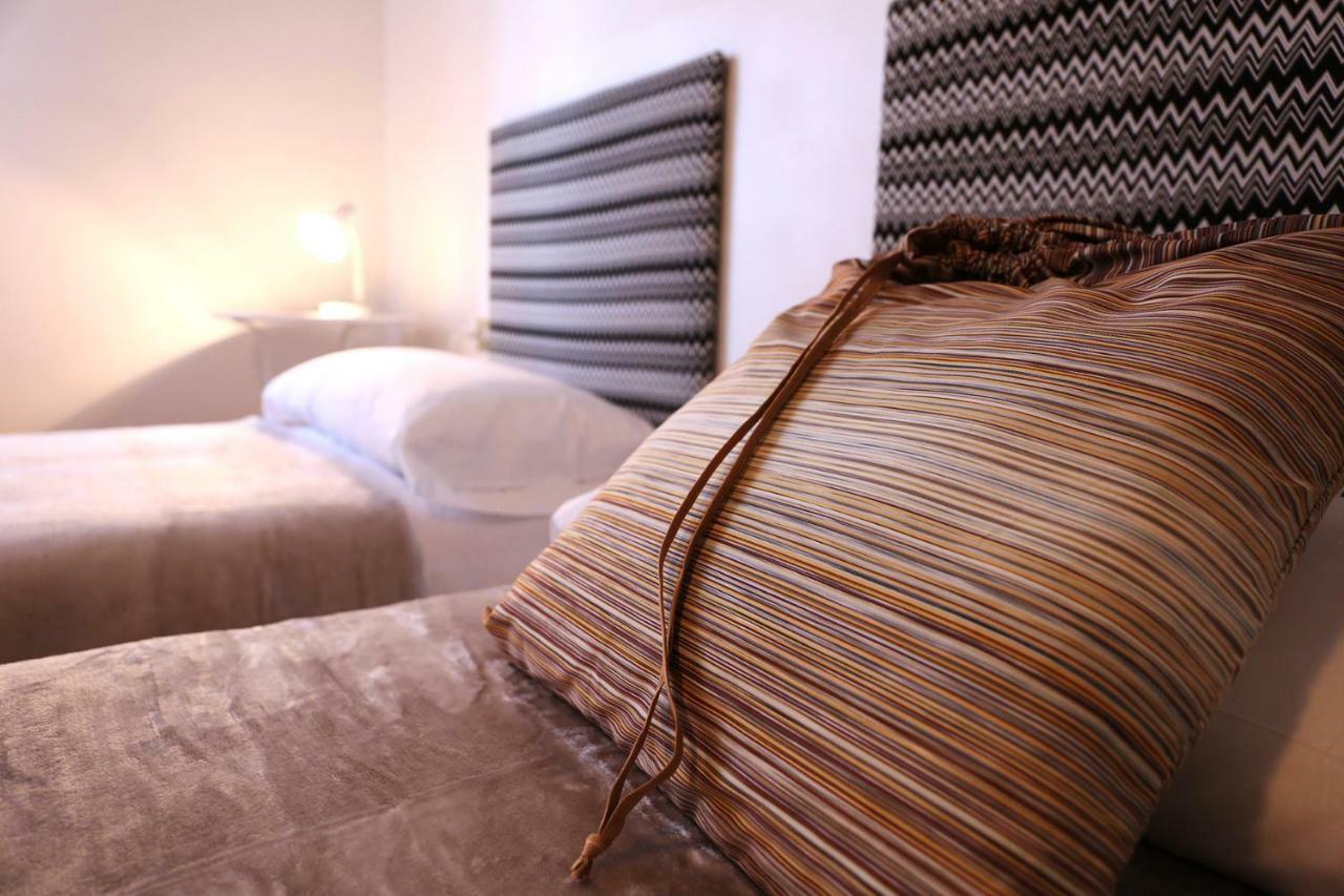 Bed And Breakfast D&D Cardano al Campo Kültér fotó