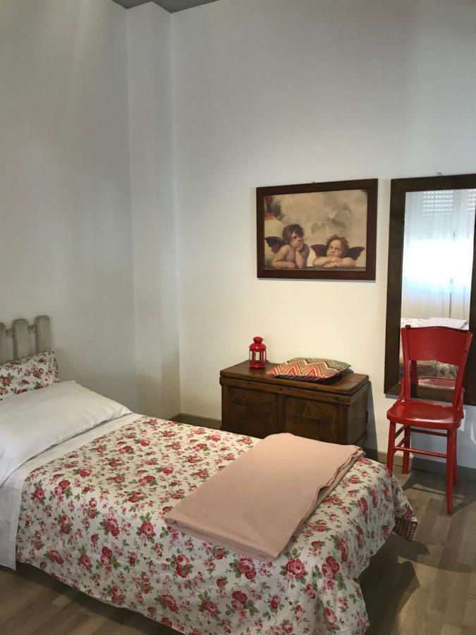 Bed And Breakfast D&D Cardano al Campo Kültér fotó